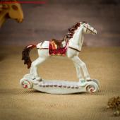 Сувенир лошадь-качалка фарфор ручная работа